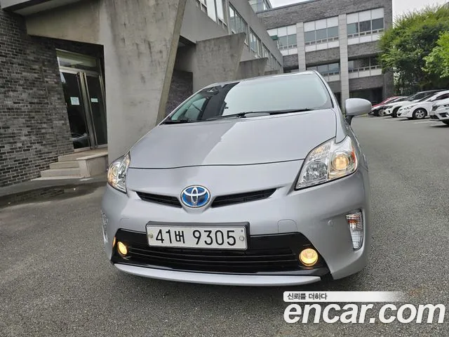 Toyota Prius 2012 thumb 2