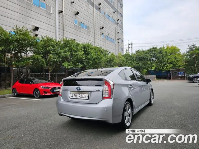Toyota Prius 2012 thumb 5