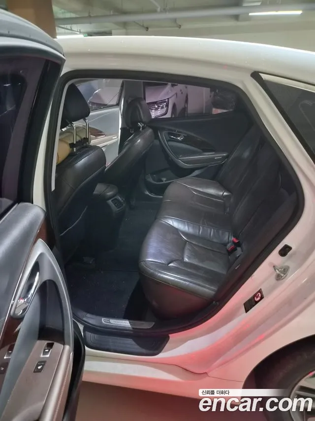 Hyundai Grandeur 2015 thumb 10