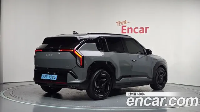 Kia EV3 2025 thumb 2