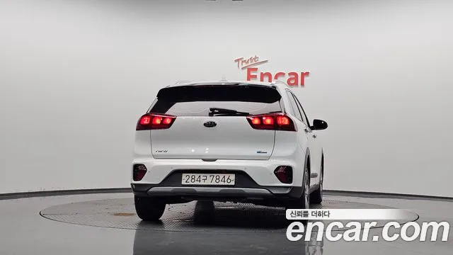Kia Niro 2020 thumb 3