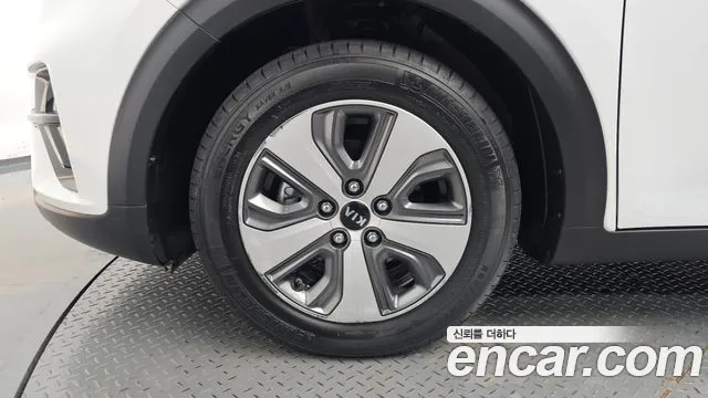 Kia Niro 2020 thumb 4
