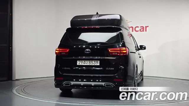 Kia Carnival 2019 thumb 4