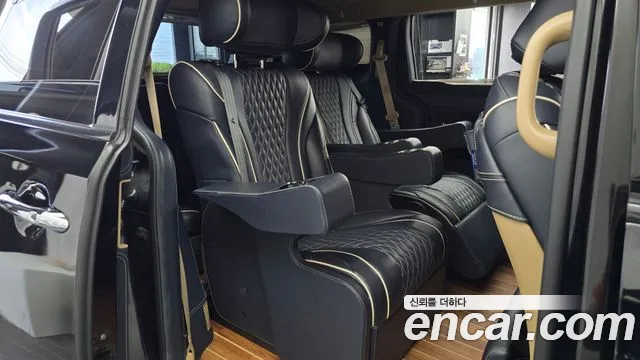 Kia Carnival 2019 thumb 12
