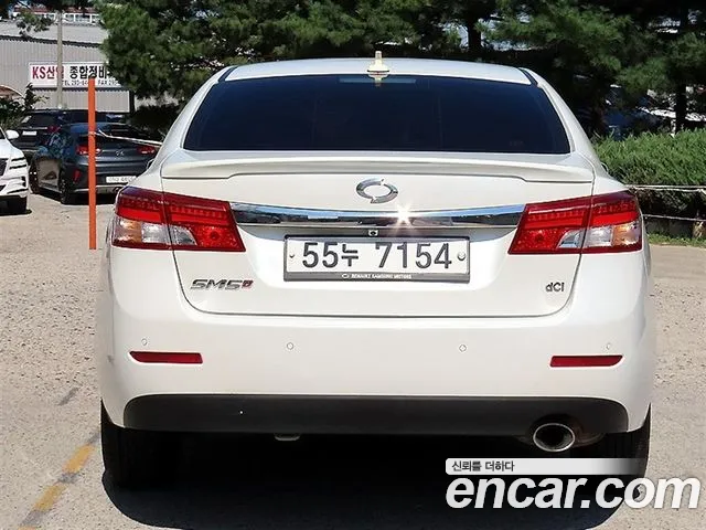 Renault-KoreaSamsung SM5 2014 thumb 4