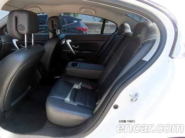 Renault-KoreaSamsung SM5 2014 thumb 6