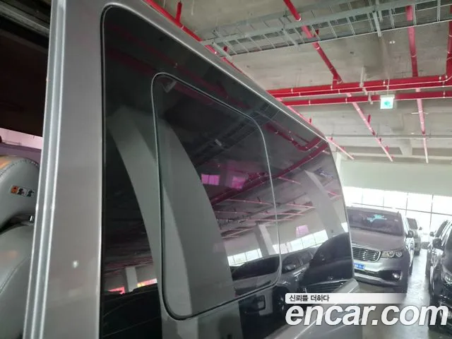 Hyundai Starex 2015 thumb 5