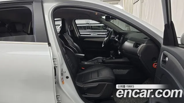 Renault-KoreaSamsung Arkana 2023 thumb 11