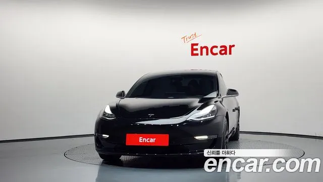 Tesla Model 3 2019 thumb 3