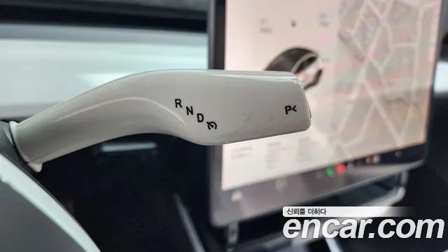 Tesla Model 3 2019 thumb 9