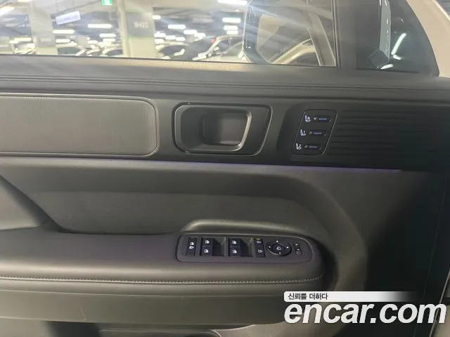 Hyundai Santa Fe 2024 thumb 9