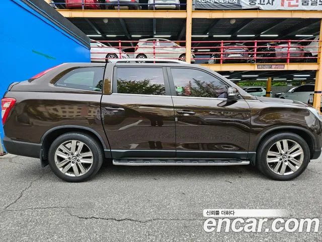 KG_Mobility_Ssangyong Rexton 2018 thumb 3