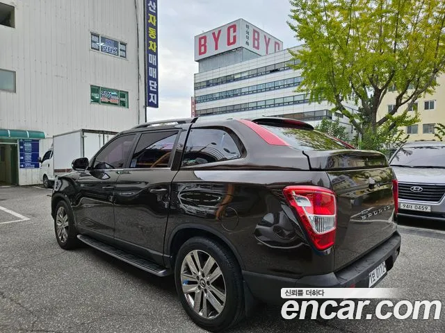 KG_Mobility_Ssangyong Rexton 2018 thumb 6