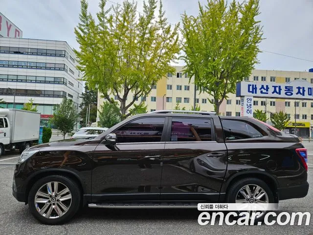 KG_Mobility_Ssangyong Rexton 2018 thumb 7