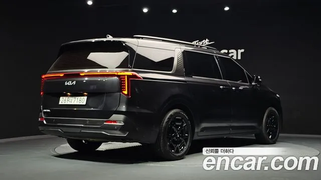 Kia Carnival 2024 thumb 2