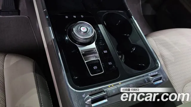 Kia Carnival 2024 thumb 9