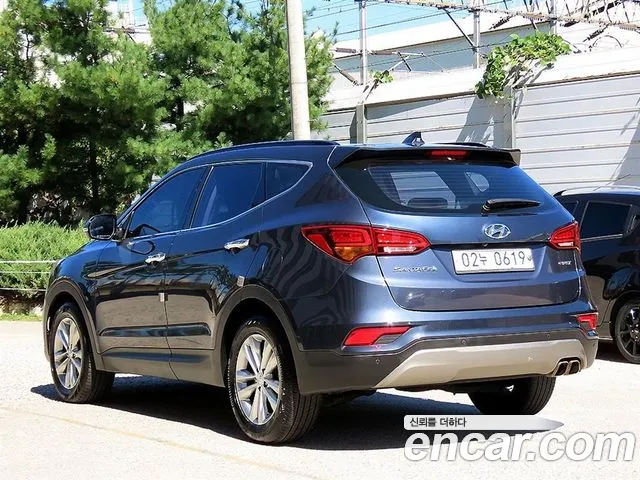 Hyundai Santa Fe 2016 thumb 3