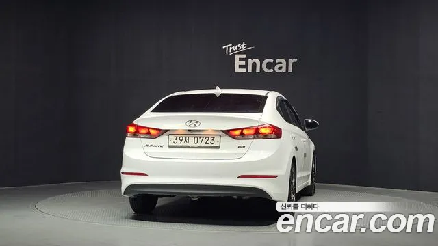 Hyundai Avante 2016 thumb 4