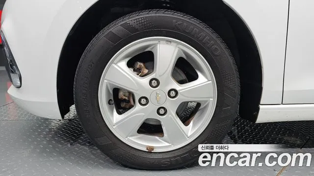 ChevroletGMDaewoo Spark 2017 thumb 4