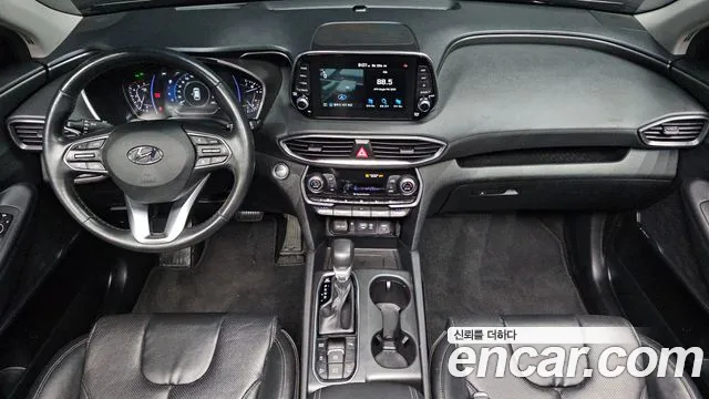 Hyundai Santa Fe 2018 thumb 7