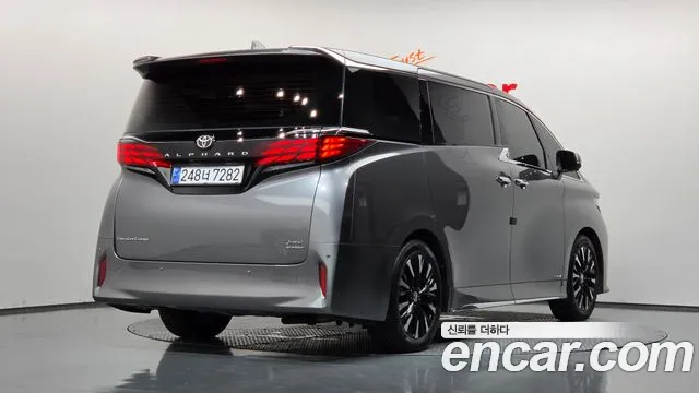 Toyota Alphard 2024 thumb 2