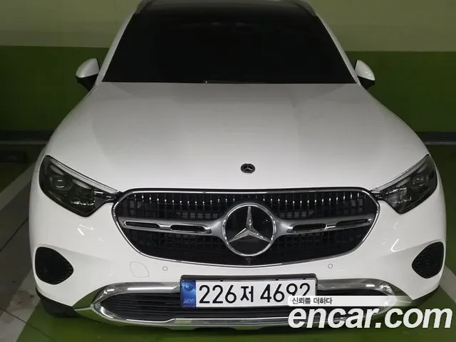 Mercedes-Benz GLC 2024 thumb 8