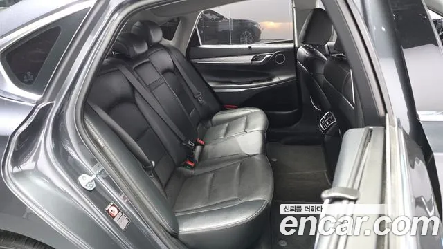 Hyundai Grandeur 2018 thumb 11