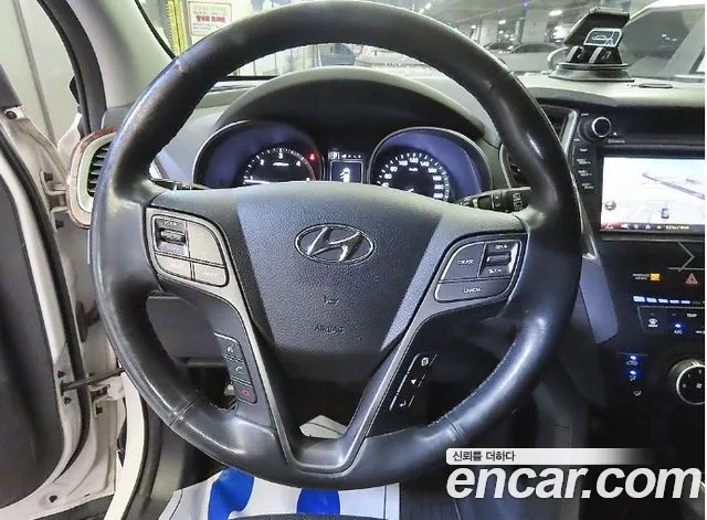 Hyundai Santa Fe 2015 thumb 7