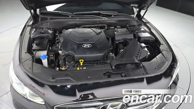 Hyundai Grandeur 2017 thumb 5
