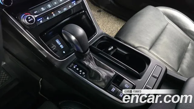 Hyundai Grandeur 2017 thumb 8