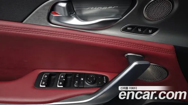 Kia Stinger 2018 thumb 12