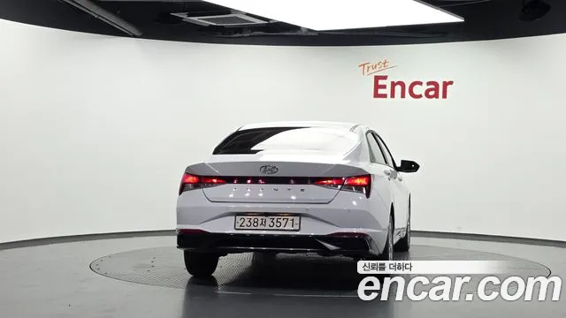 Hyundai Avante 2022 thumb 4