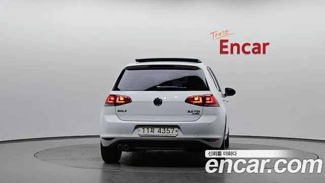 Volkswagen Golf Sportsvan 2015 thumb 3