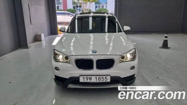 BMW X1 2014 thumb 3
