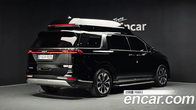 Kia Carnival 2022 thumb 2
