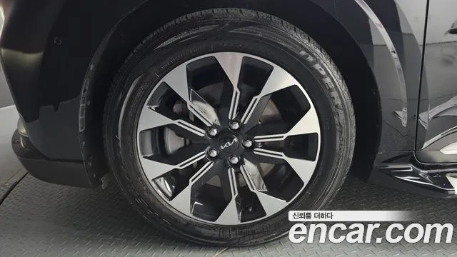 Kia Carnival 2022 thumb 5
