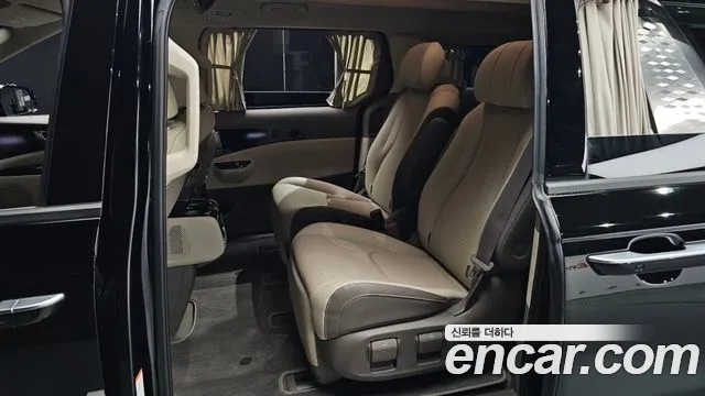 Kia Carnival 2022 thumb 12