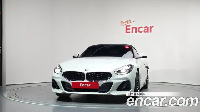 BMW Z4 2024 thumb 3