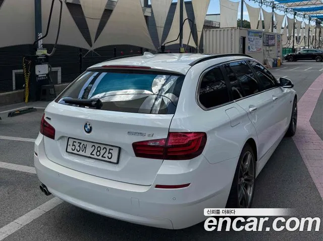 BMW 5-Series 2014 thumb 2