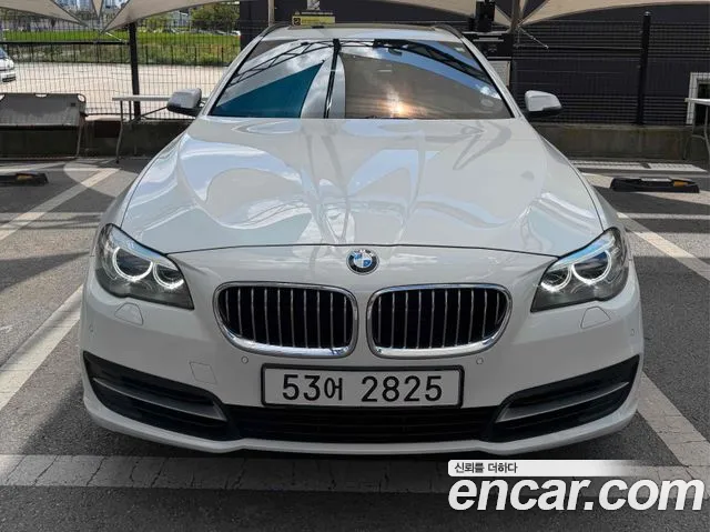 BMW 5-Series 2014 thumb 3