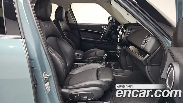 MINI Countryman 2023 thumb 10