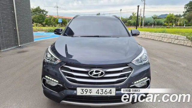 Hyundai Santa Fe 2017 thumb 3