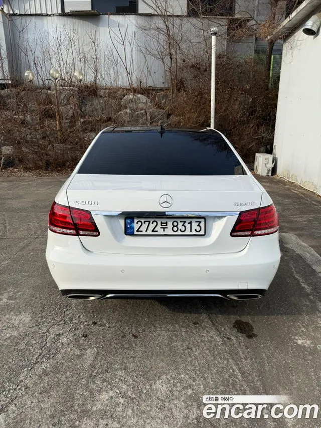 Mercedes-Benz E-Класс 2014 thumb 2
