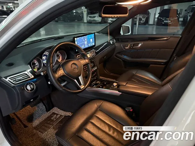 Mercedes-Benz E-Класс 2014 thumb 9