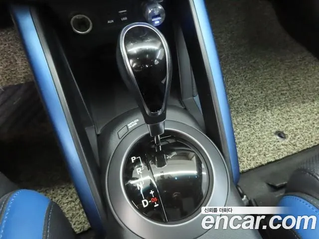 Hyundai Veloster 2015 thumb 4