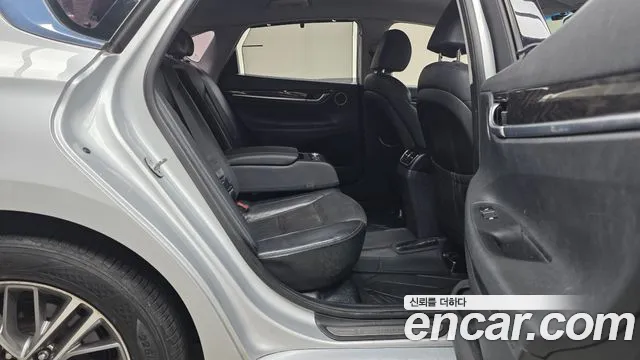 Hyundai Grandeur 2017 thumb 11