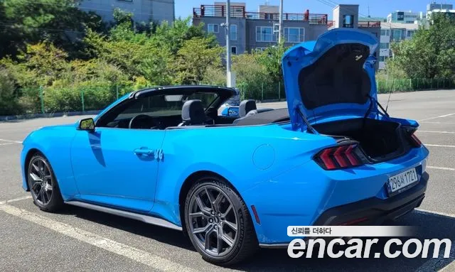 Ford Mustang Mach-E 2024 thumb 7