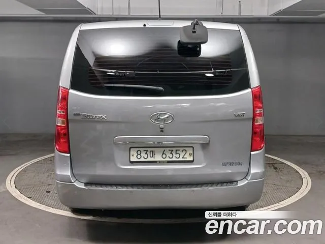 Hyundai Starex 2017 thumb 2