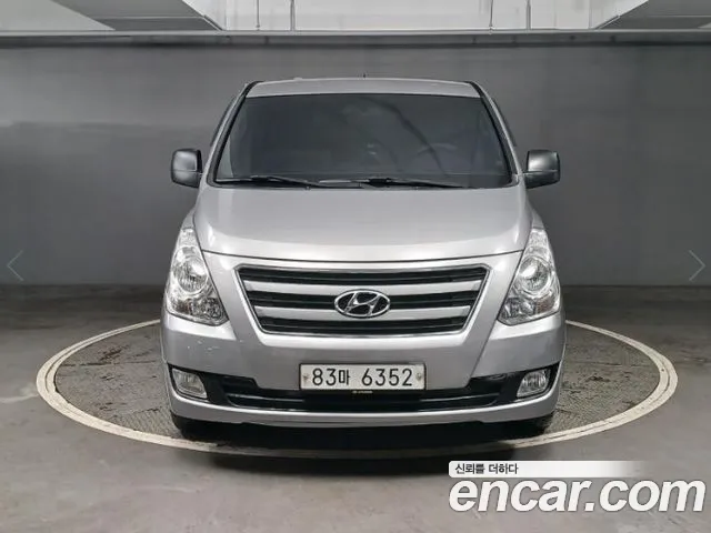Hyundai Starex 2017 thumb 12