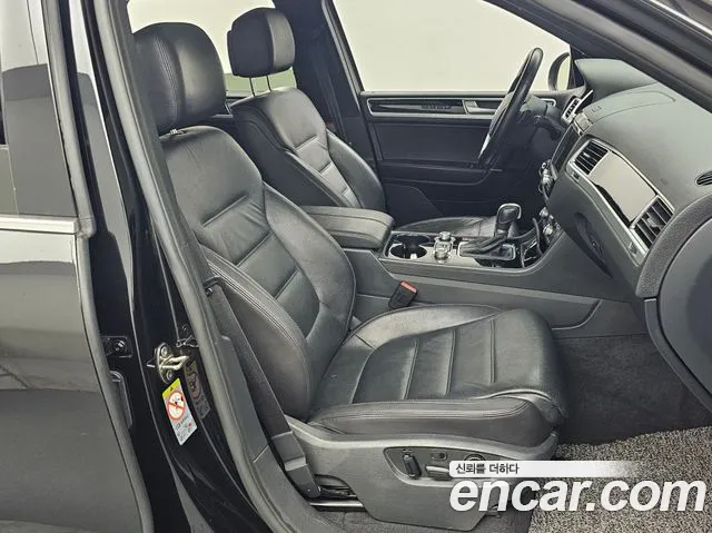 Volkswagen Touareg 2016 thumb 10